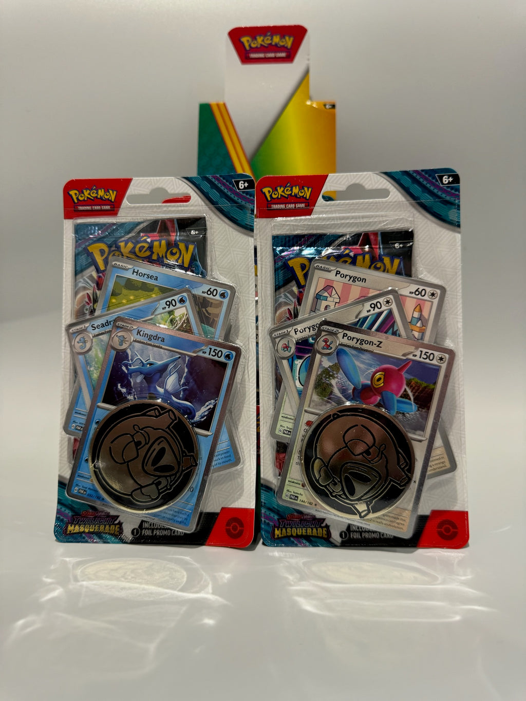 Pokémon Scarlet & Violet: Twilight Masquerade Premium Blister - Kingdra